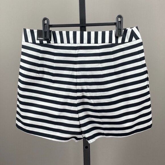 Express High Waist Black & White Shorts - Picture 3 of 4